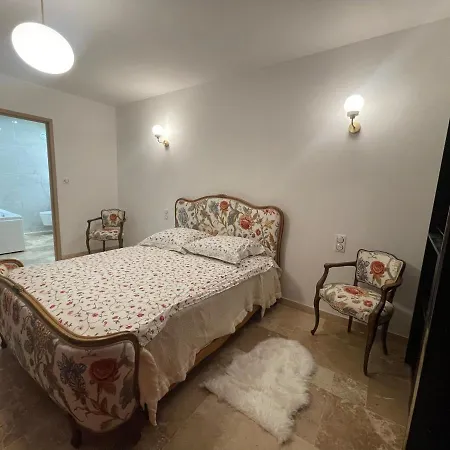 Lägenhet Villa Segny